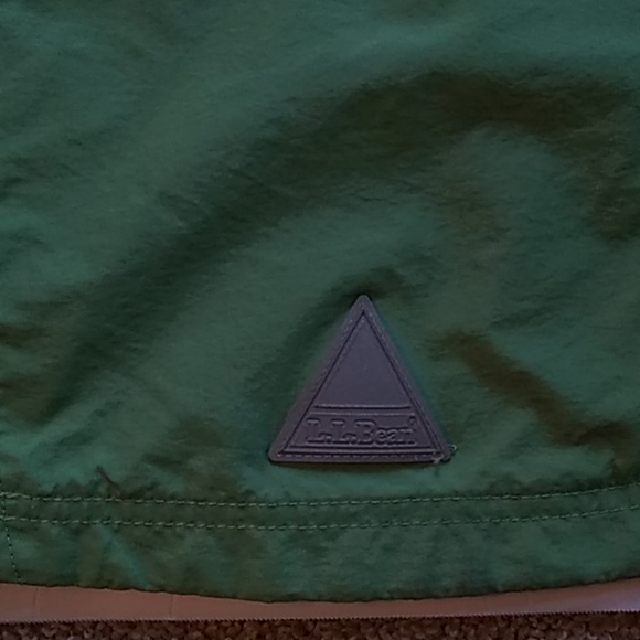 LL. Bean light weight jacket. - Picture 6 of 12